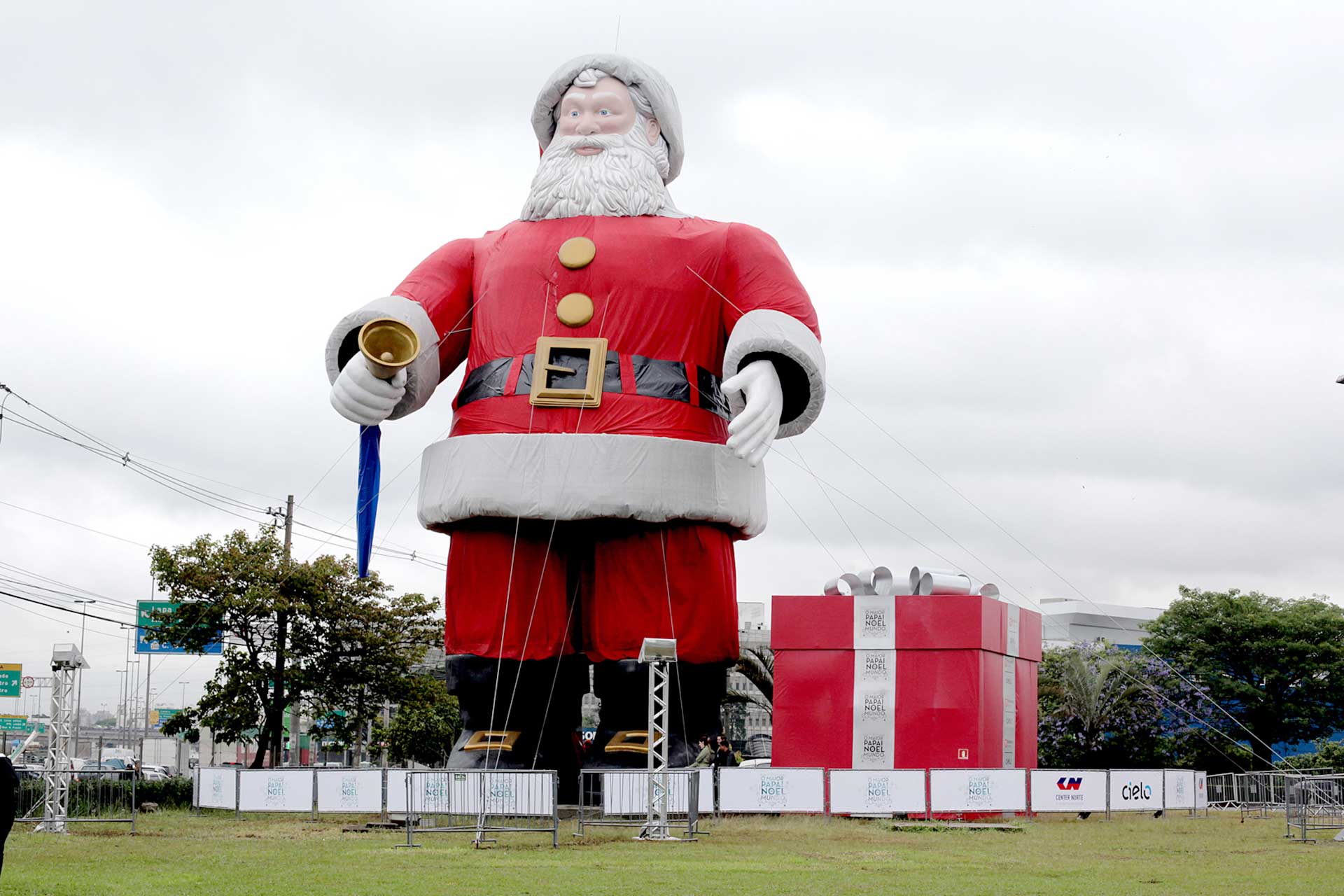 Maior Papai Noel do Mundo